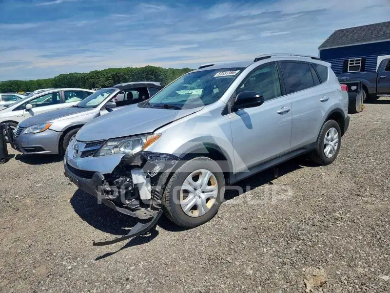 2015 Toyota RAV4 photo
