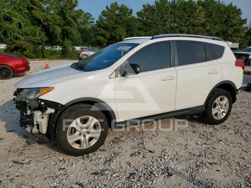 2015 Toyota RAV4 фото