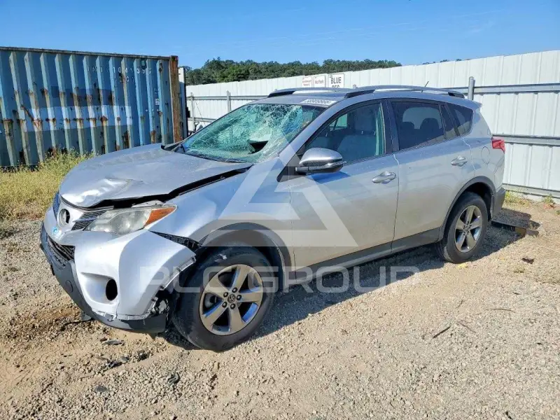 2015 Toyota RAV4 photo
