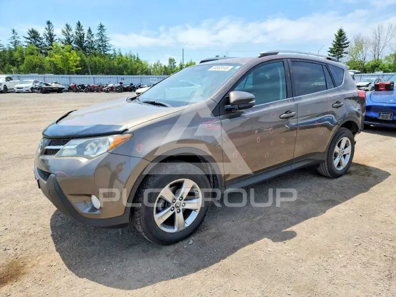 2015 Toyota RAV4 фото