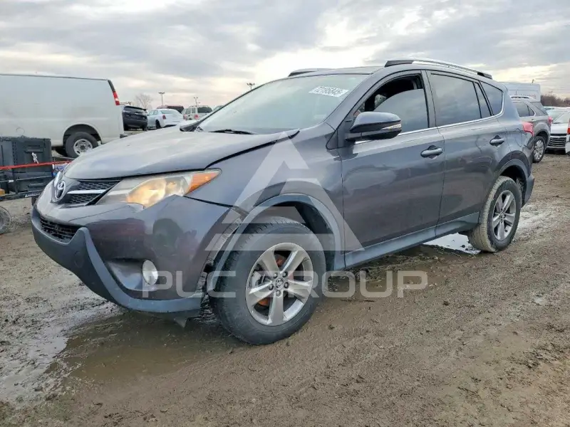 2015 Toyota RAV4 photo