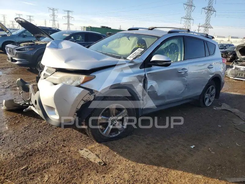2015 Toyota RAV4 фото