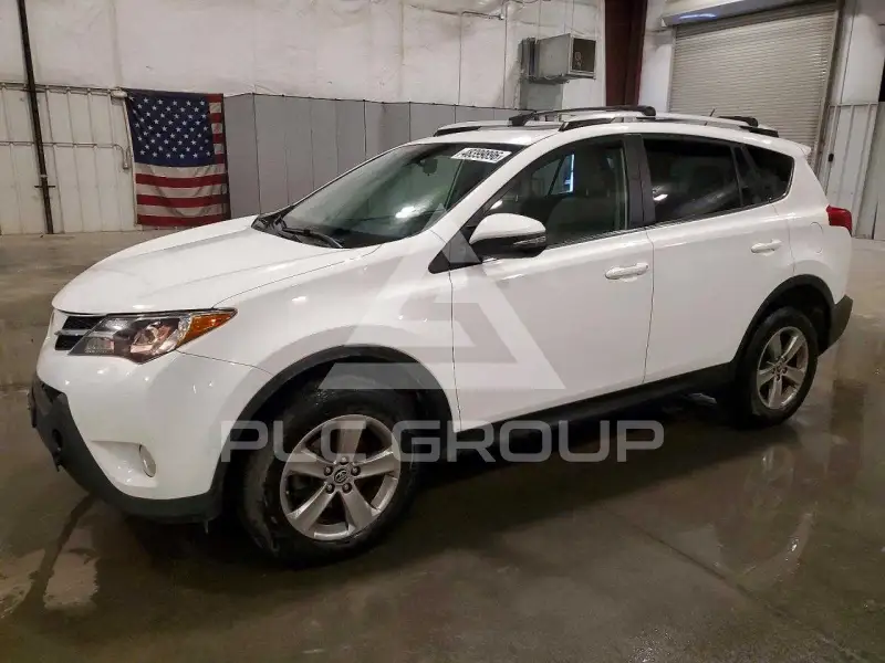 2015 Toyota RAV4 photo