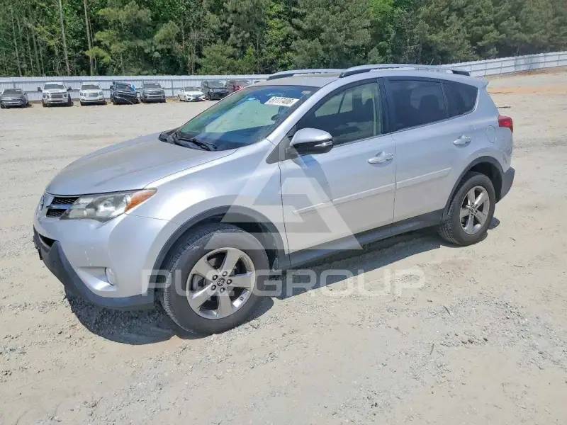 2015 Toyota RAV4 фото