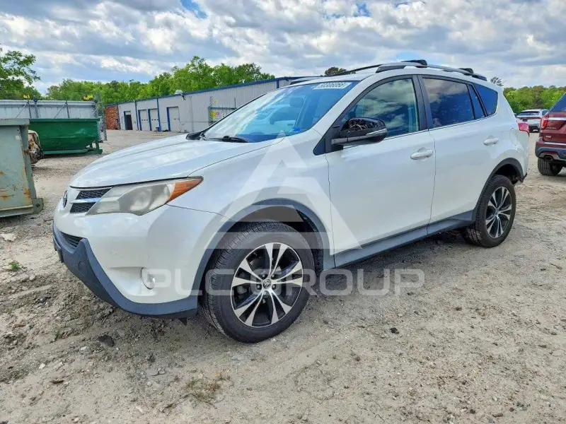 2015 Toyota RAV4 фото