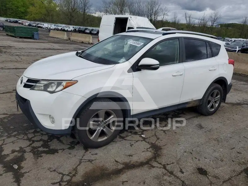 2015 Toyota RAV4 фото