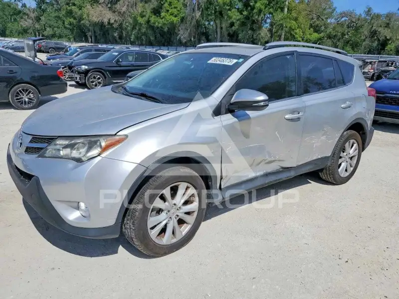 2015 Toyota RAV4 photo