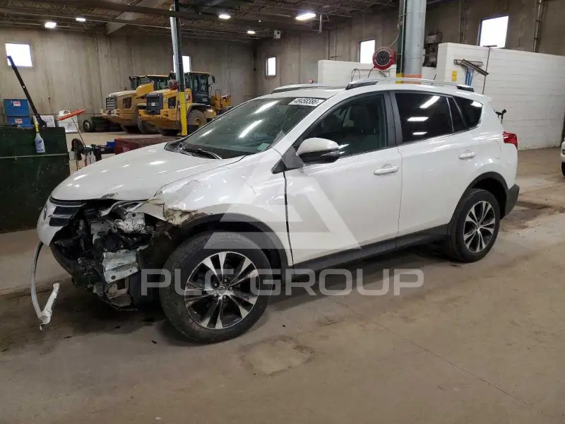 2015 Toyota RAV4 photo
