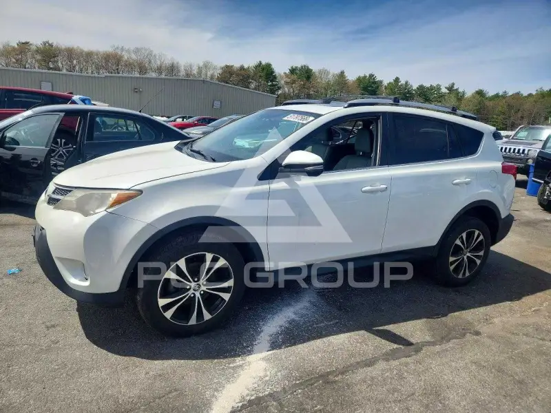 2015 Toyota RAV4 фото
