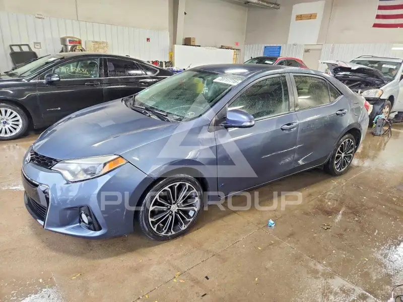 2015 Toyota COROLLA фото