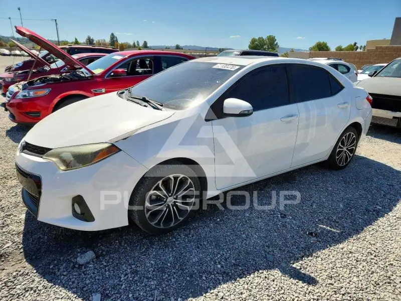 2015 Toyota COROLLA фото