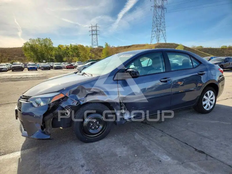2015 Toyota COROLLA фото