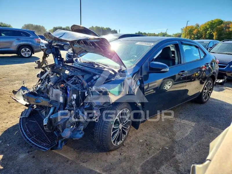 2015 Toyota COROLLA фото