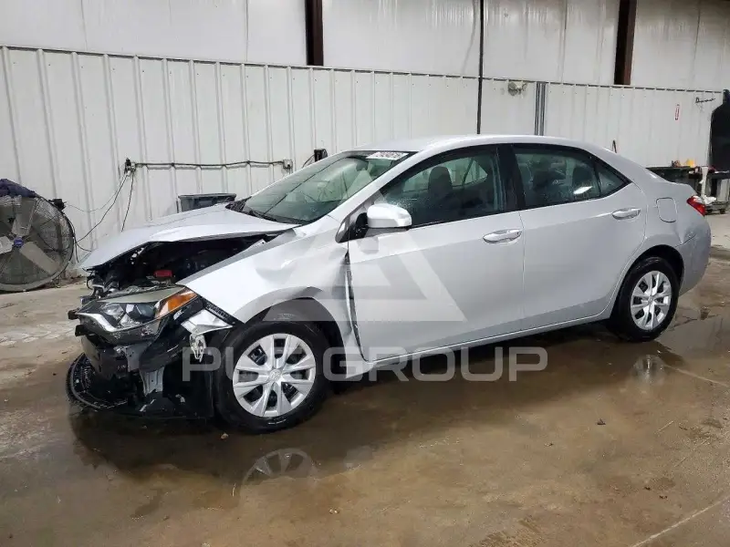 2015 Toyota COROLLA фото