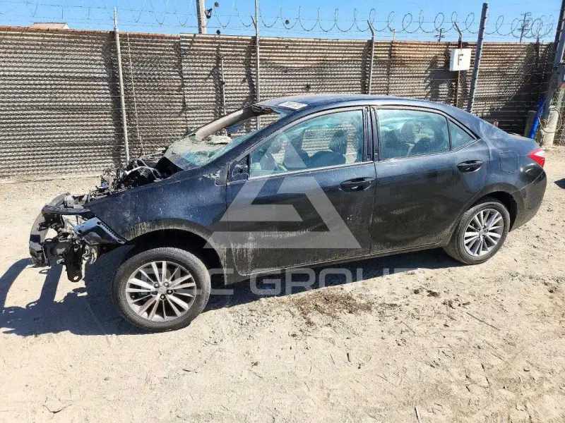 2015 Toyota COROLLA фото