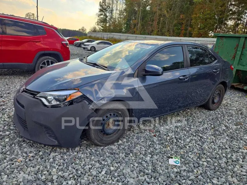 2015 Toyota COROLLA фото