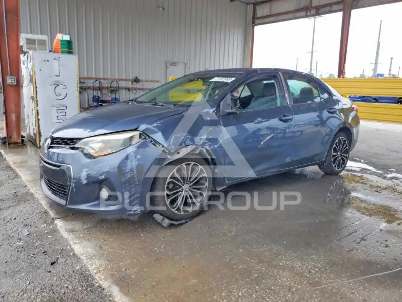 2015 Toyota COROLLA фото