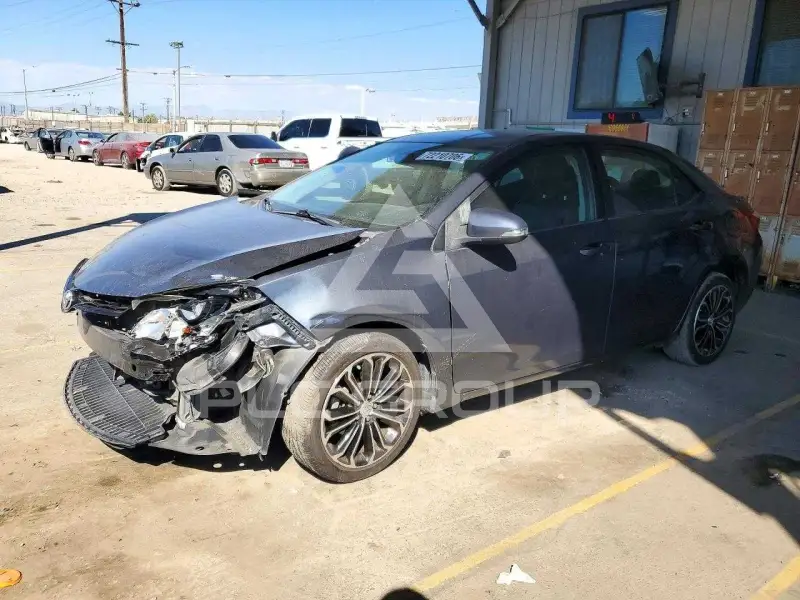 2015 Toyota COROLLA фото