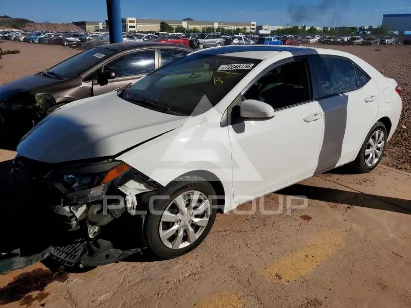 2015 Toyota COROLLA фото