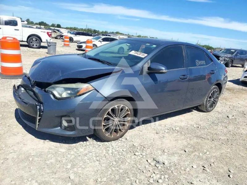 2015 Toyota COROLLA фото