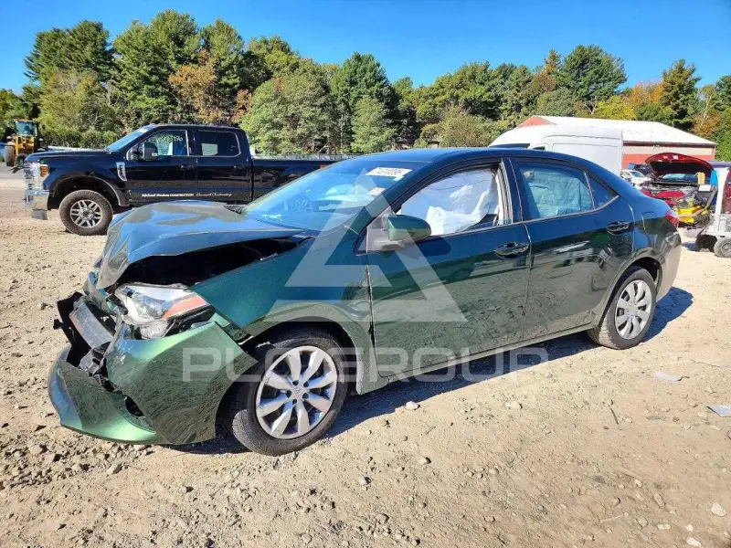 2015 Toyota COROLLA фото