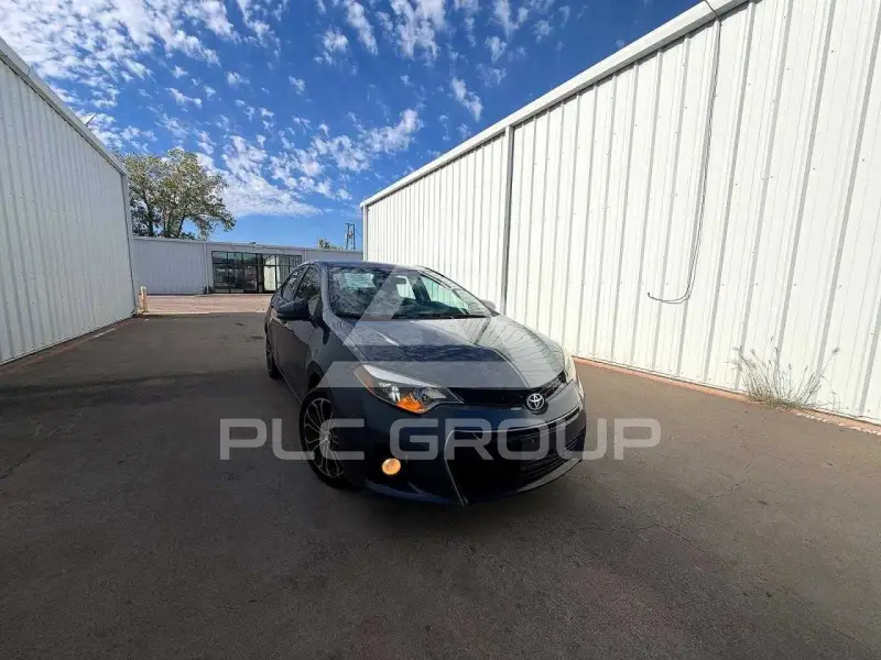 2015 Toyota COROLLA фото