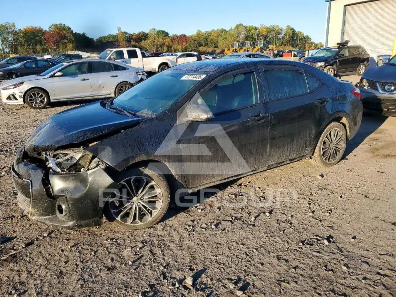 2015 Toyota COROLLA фото
