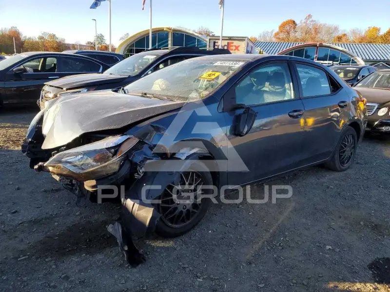 2015 Toyota COROLLA фото