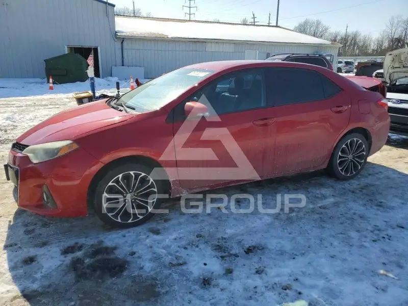 2015 Toyota COROLLA фото