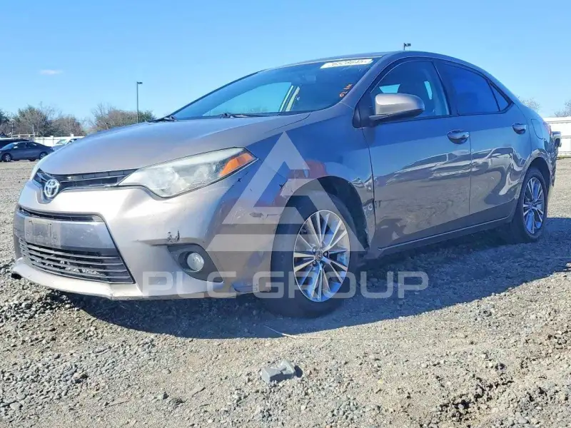 2015 Toyota COROLLA фото