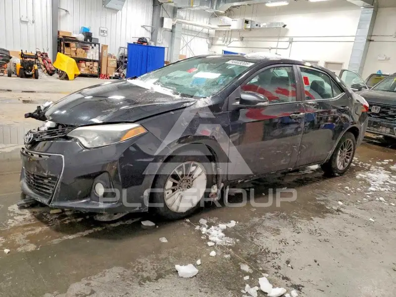 2015 Toyota COROLLA фото