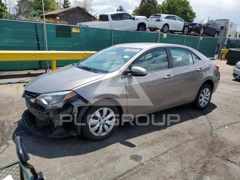 2015 Toyota COROLLA фото