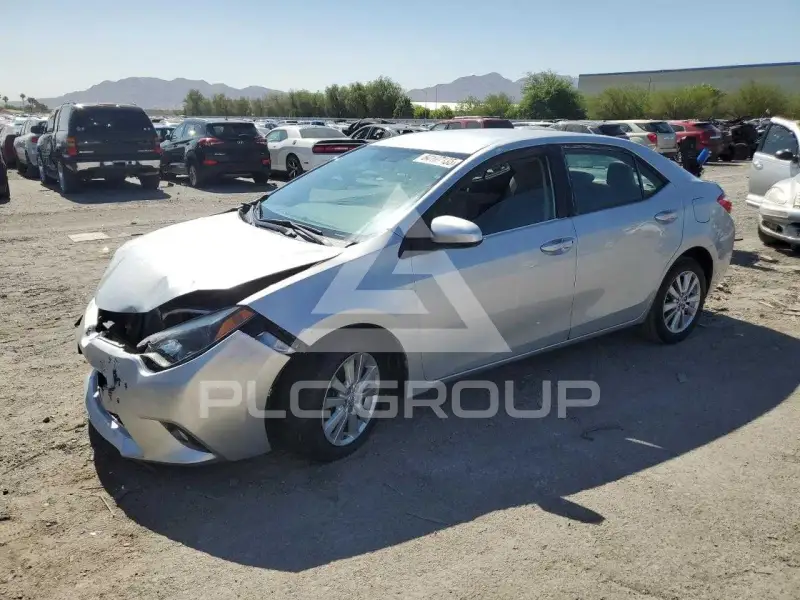 2015 Toyota COROLLA фото