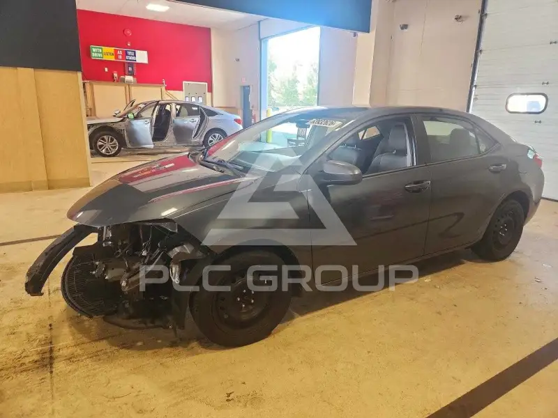 2015 Toyota COROLLA фото