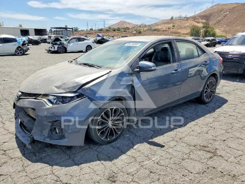 2015 Toyota COROLLA фото