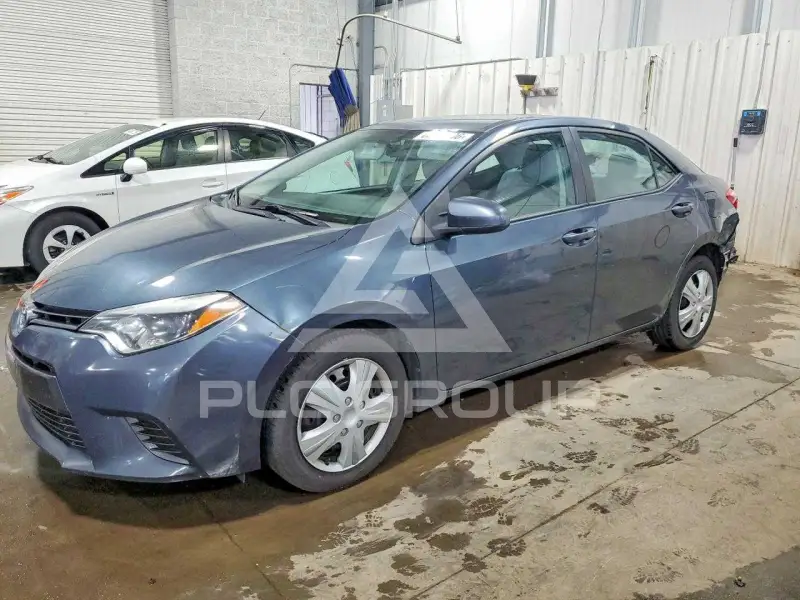 2015 Toyota COROLLA фото