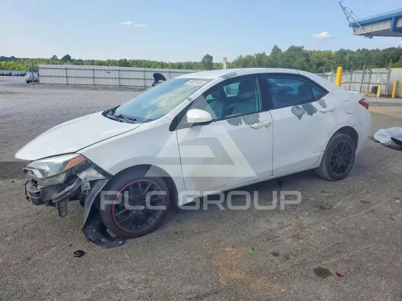2015 Toyota COROLLA фото