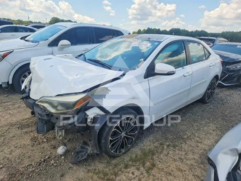 2015 Toyota COROLLA фото