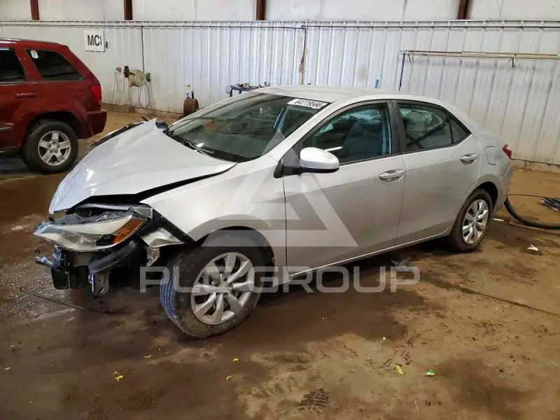 2015 Toyota COROLLA фото