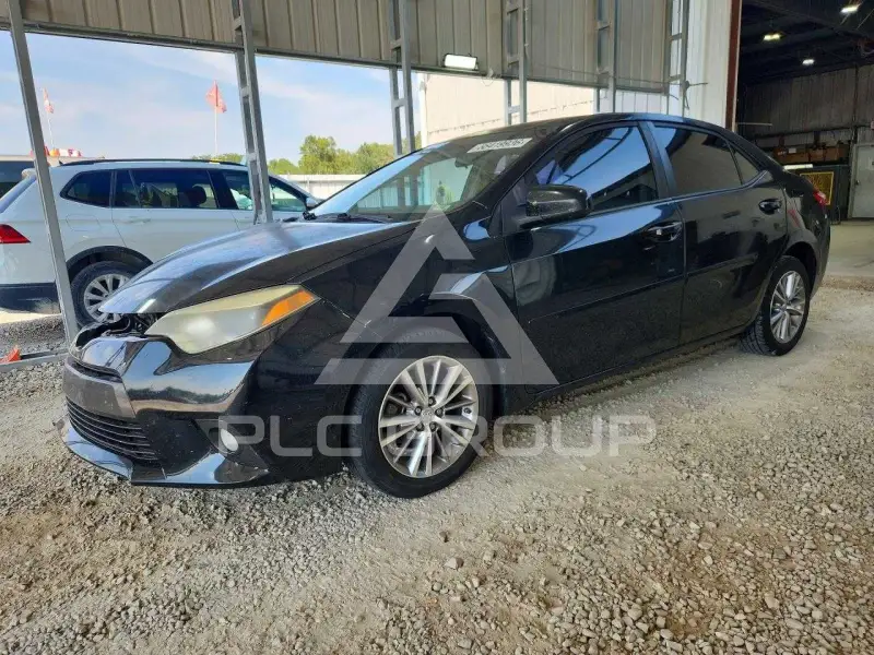 2015 Toyota COROLLA фото