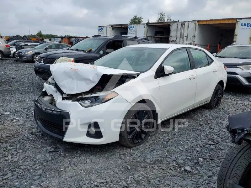 2015 Toyota COROLLA фото