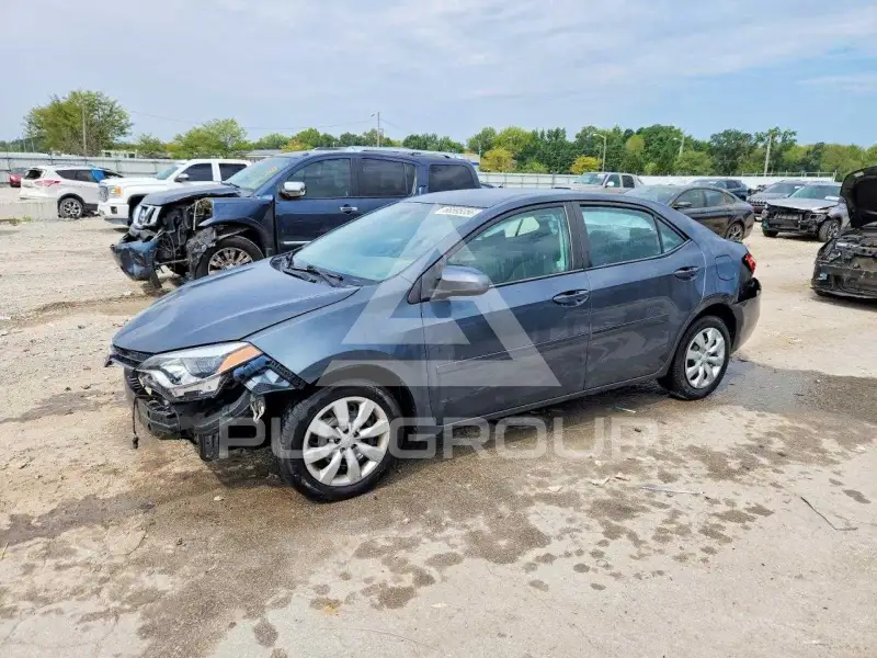 2015 Toyota COROLLA фото