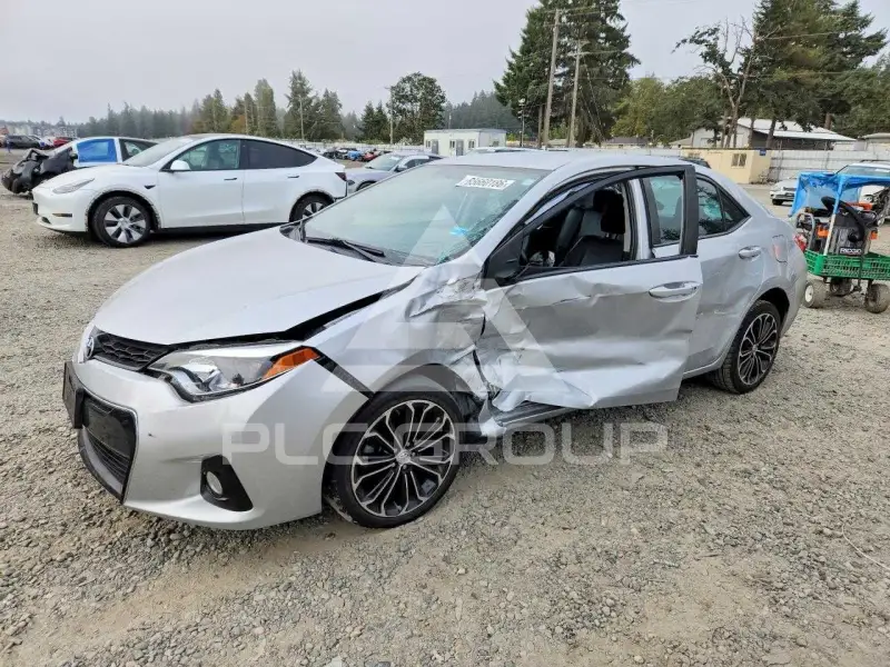 2015 Toyota COROLLA фото