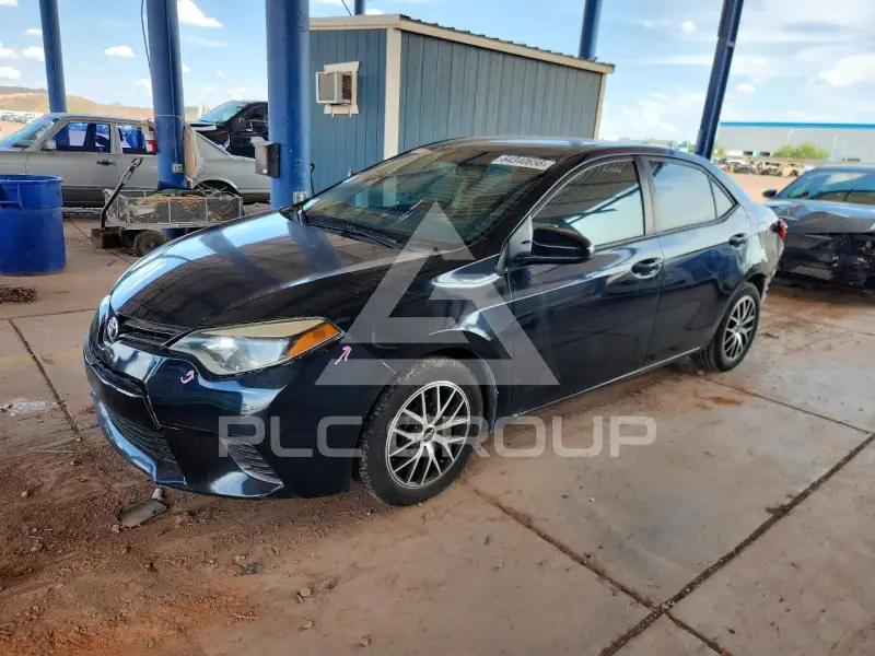 2015 Toyota COROLLA фото
