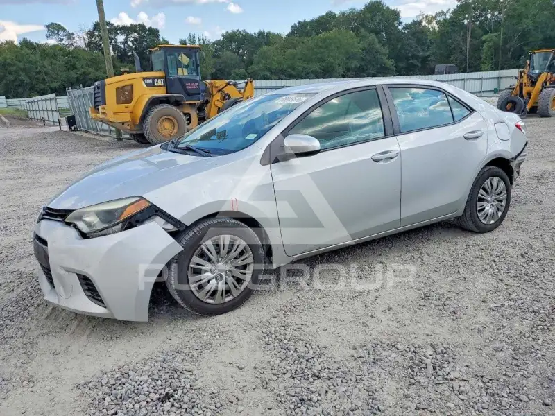 2015 Toyota COROLLA photo