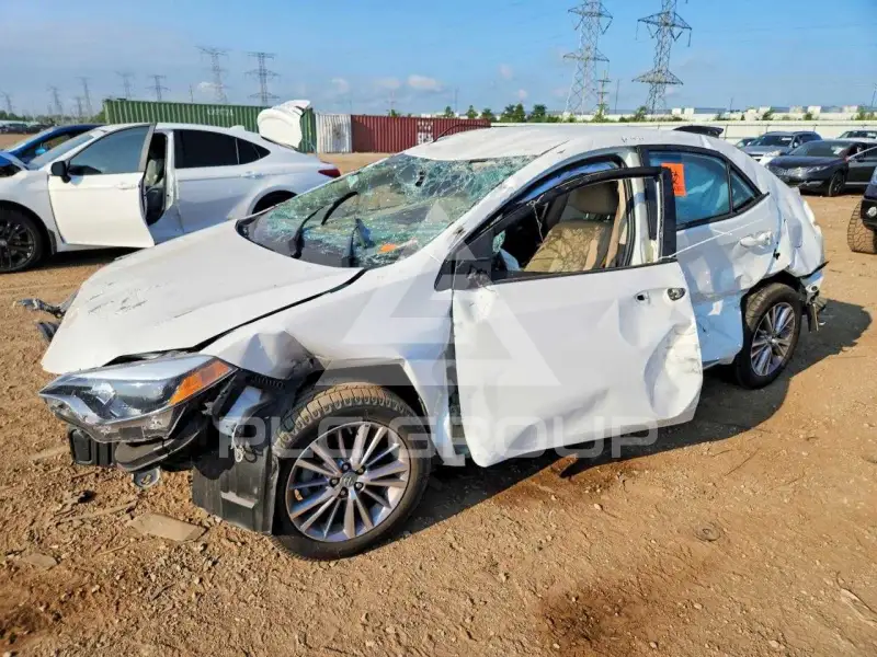 2015 Toyota COROLLA фото