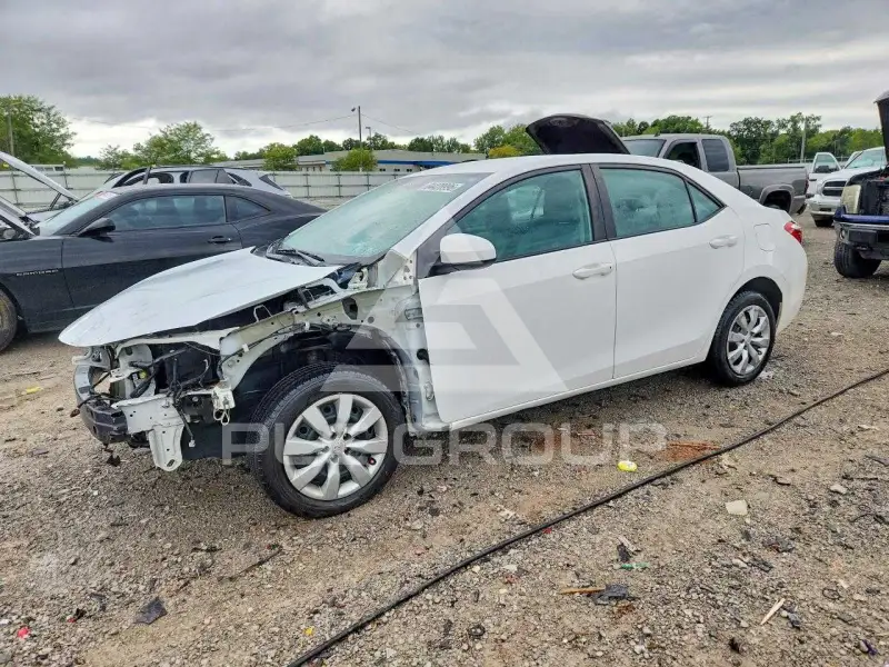 2015 Toyota COROLLA фото