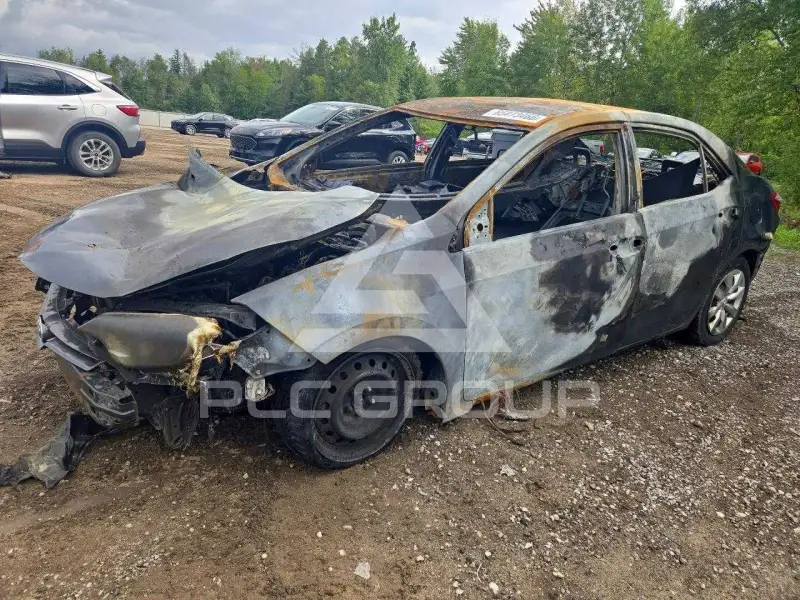 2015 Toyota COROLLA фото