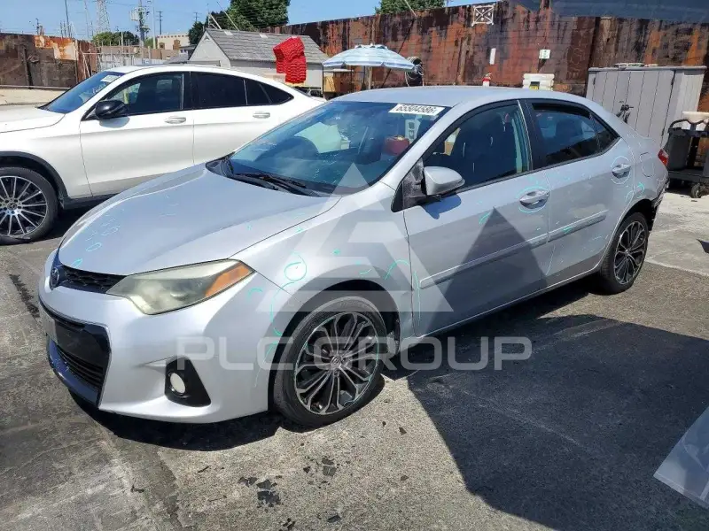 2015 Toyota COROLLA фото