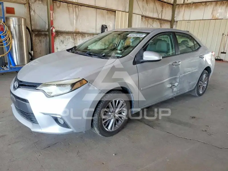 2015 Toyota COROLLA фото